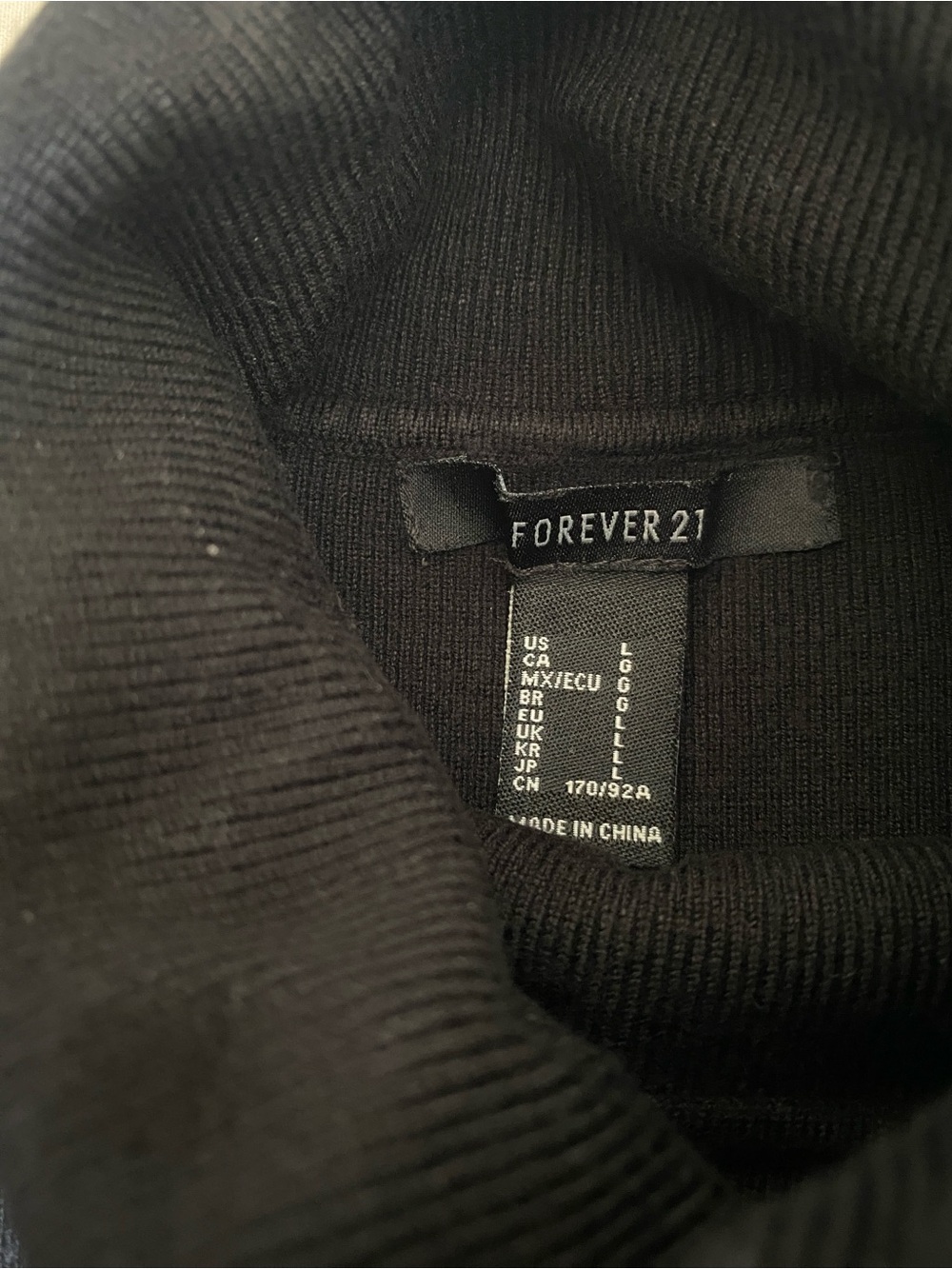 Forever 21 Ribbed Turtleneck Sweater Size Small - Picture 2 of 2